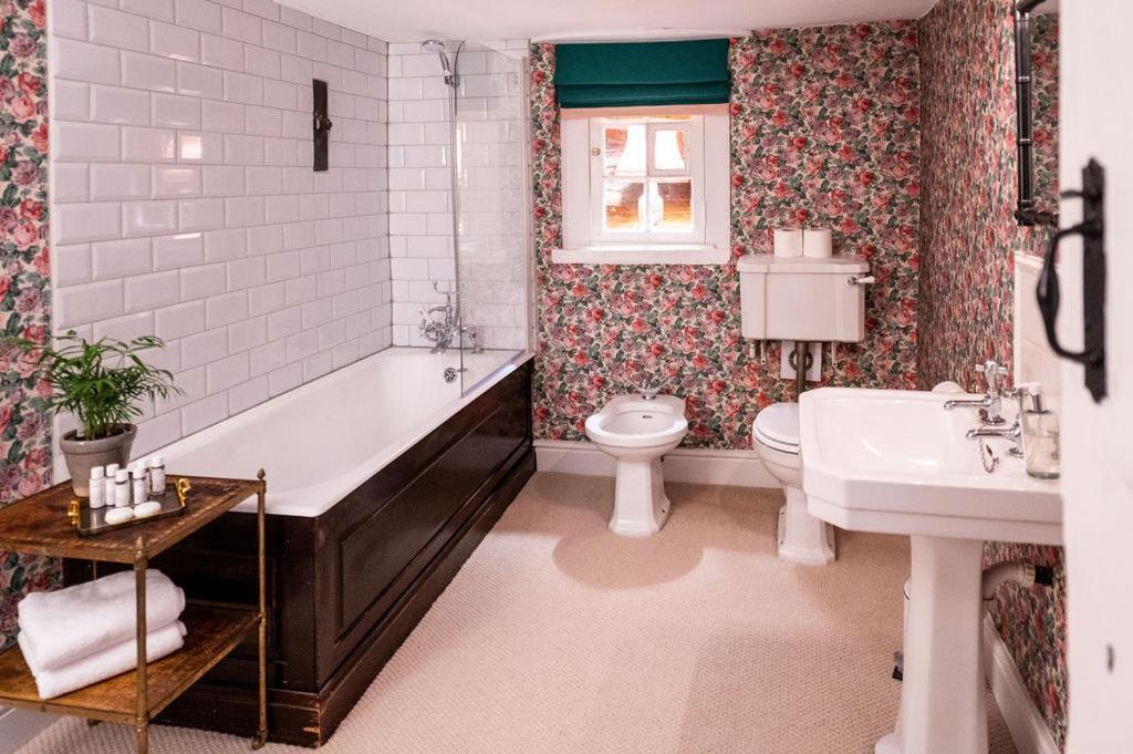 Bed and Breakfast Martin Arms à Colston Bassett Extérieur photo